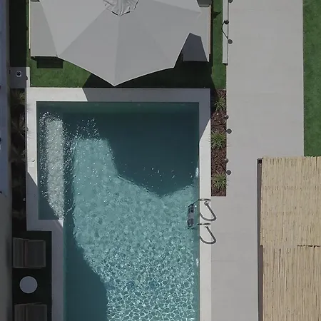 Elegancia Luxury * סקוטינה