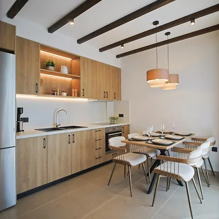 Elegancia Luxury