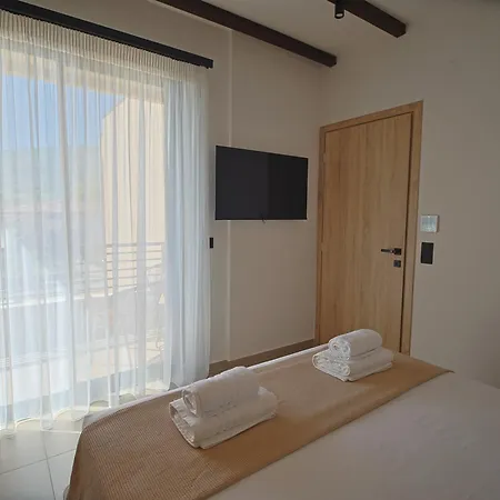 Elegancia Luxury וילה סקוטינה