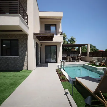 Elegancia Luxury וילה